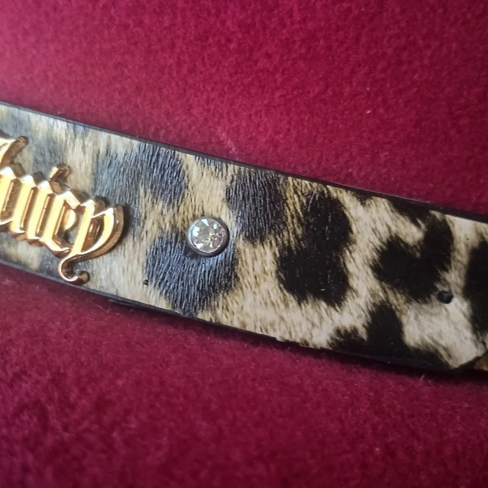 Juicy Couture Elegant Burgundy Hat with Leopard Band